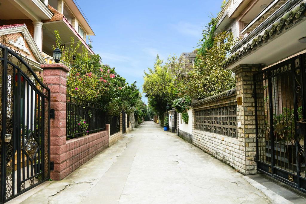 Chengdu Bling Bling Hostel Supoqiao Exterior photo